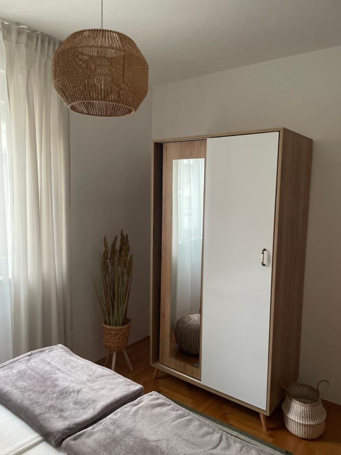 Apartment Dalmatino Baška Voda المظهر الخارجي الصورة