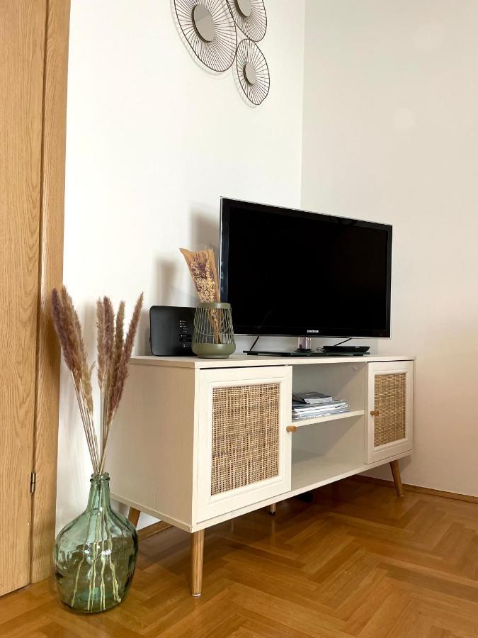 Apartment Dalmatino Baška Voda المظهر الخارجي الصورة